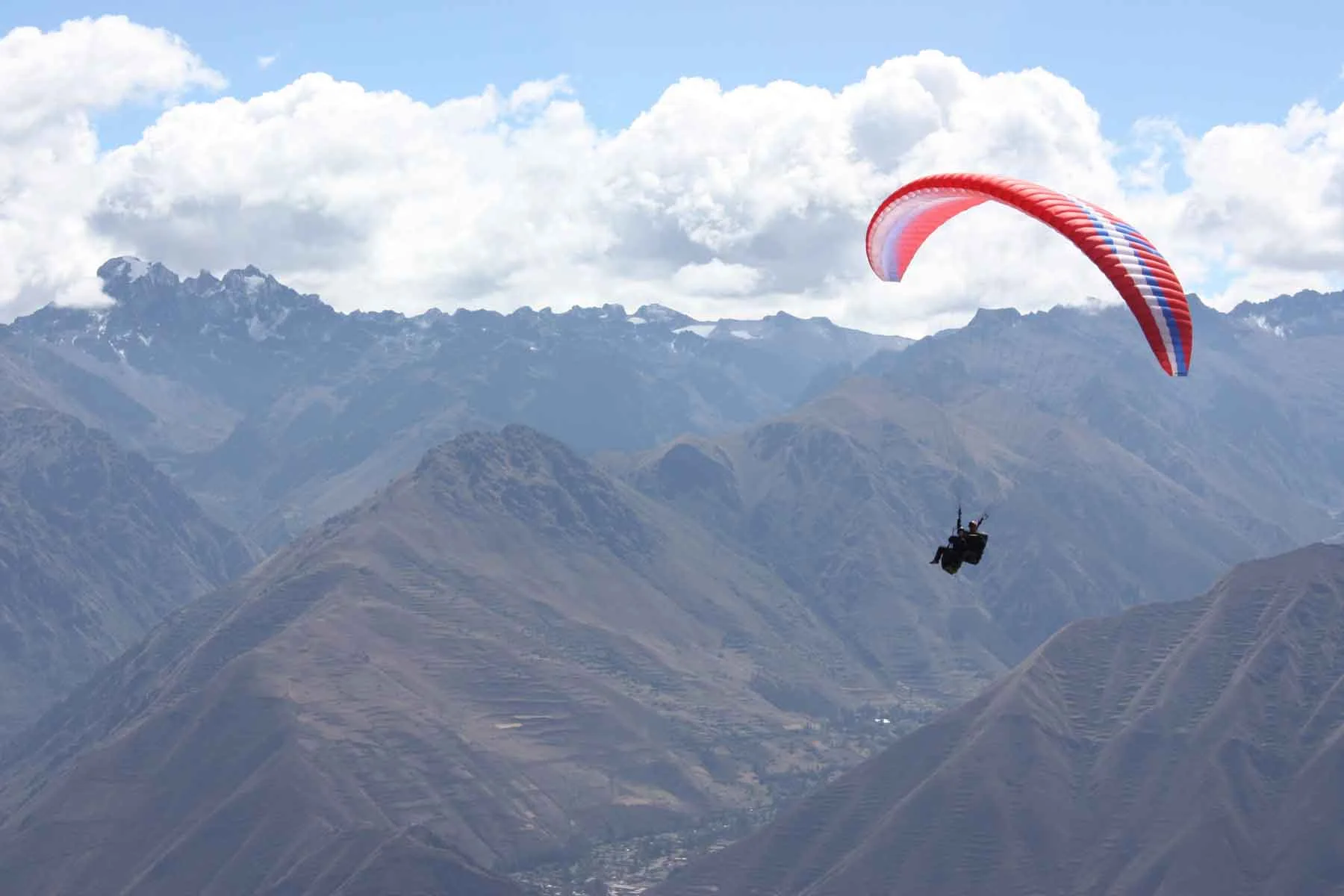 paragliding valle sagrado