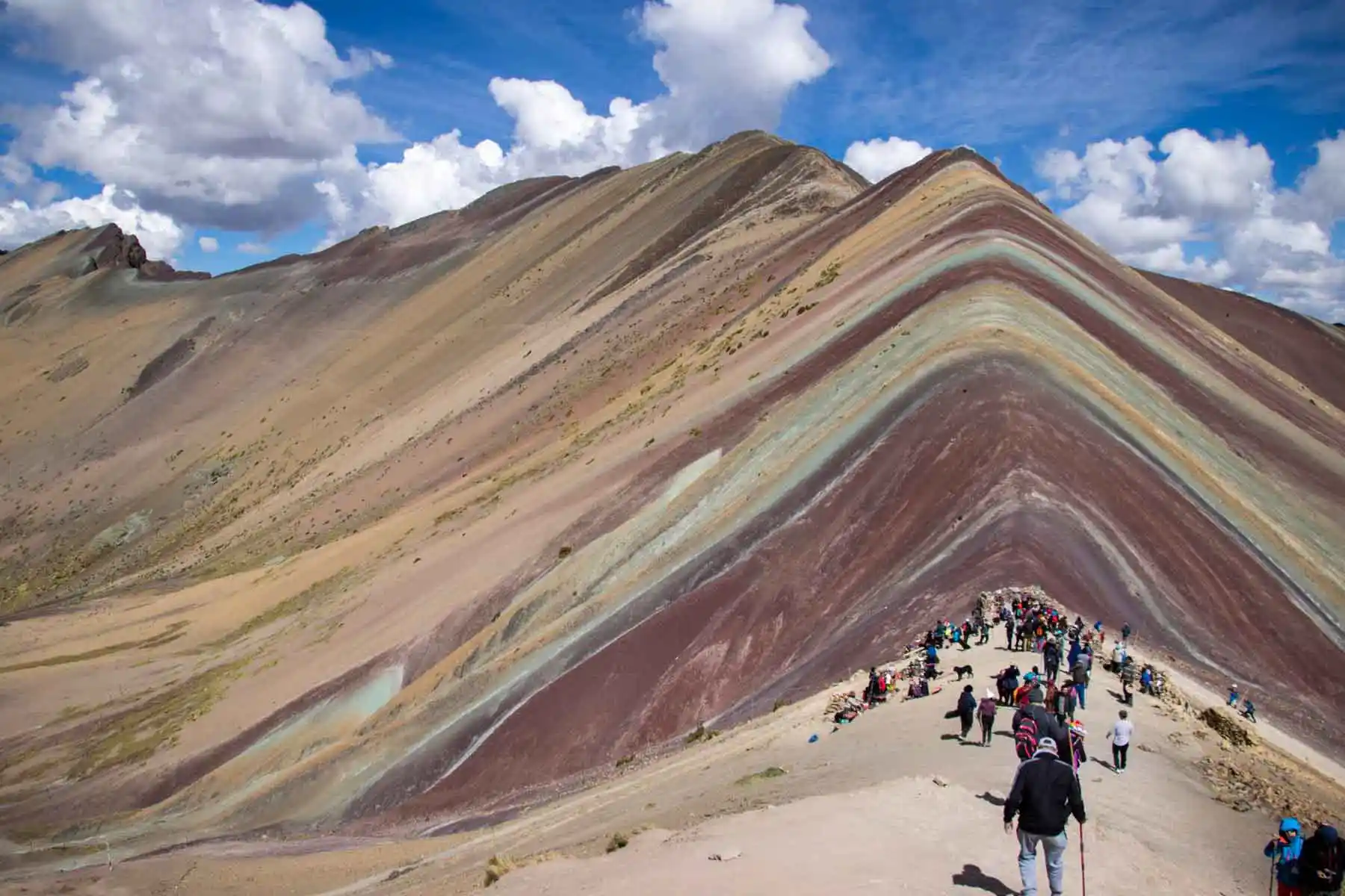 tour machu picchu y montaña 7 colores
