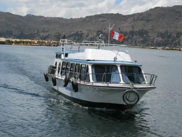 tour lago titicaca 2 dias