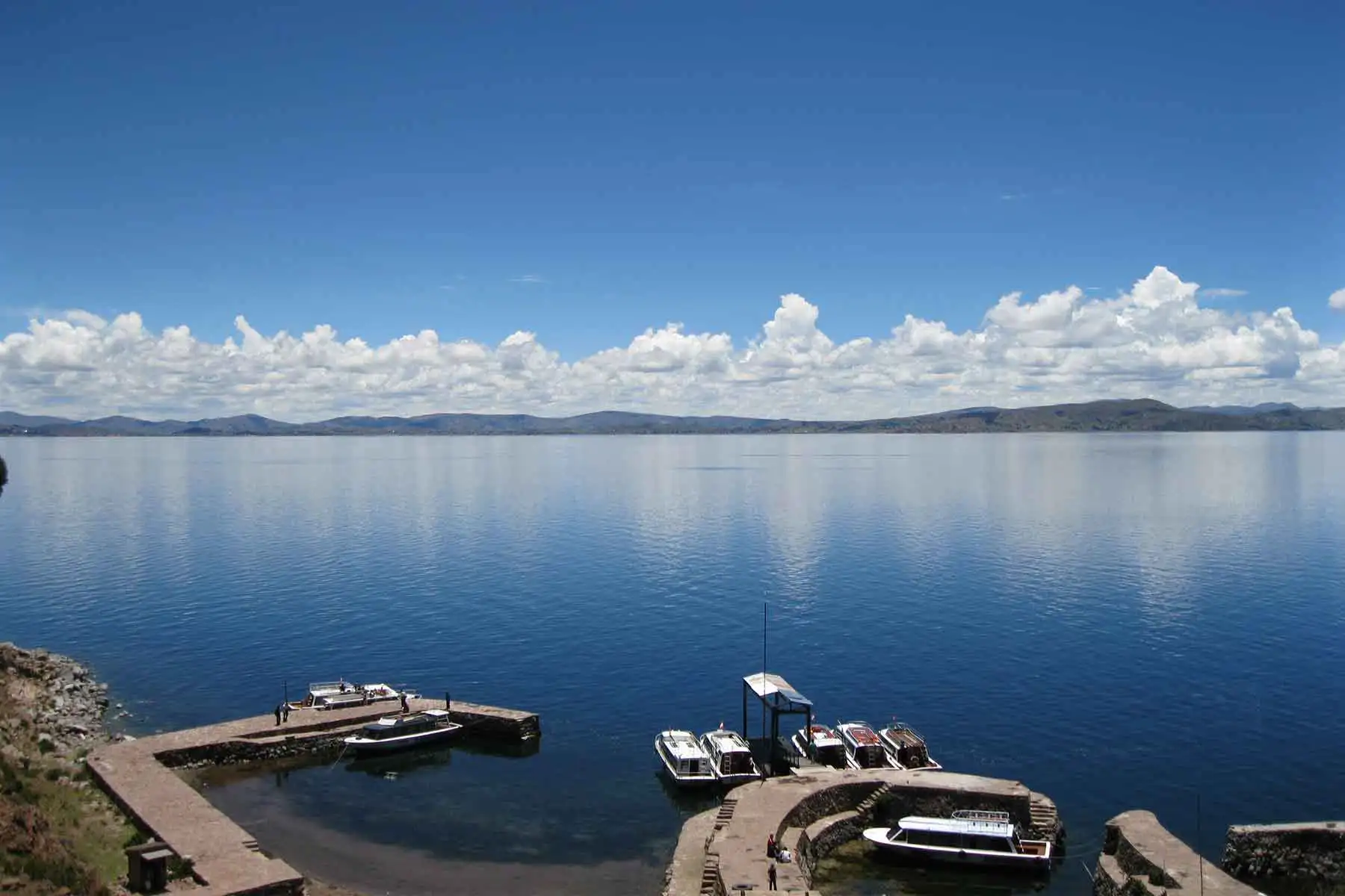 tour puno 2 dias 1 noche islas en puno