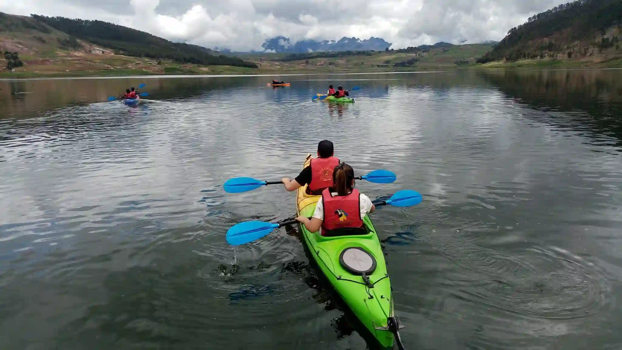 kayak en laguna
