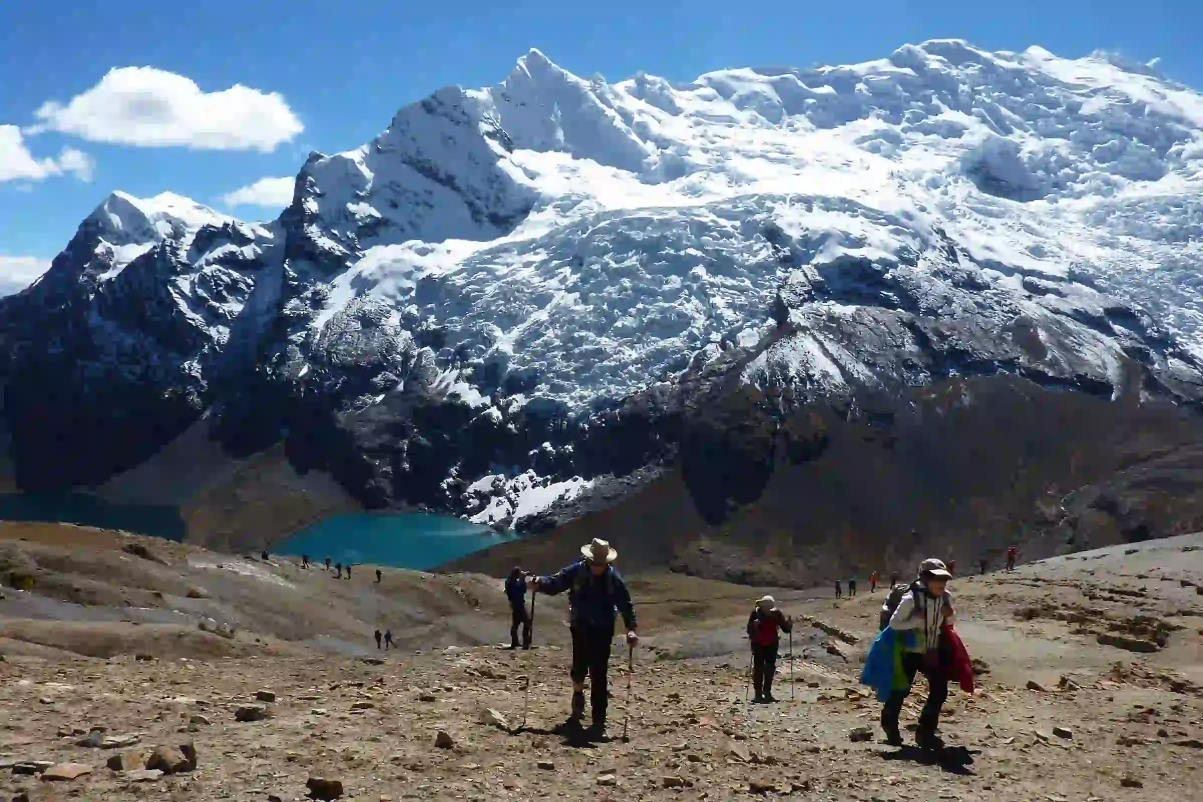 descubre el mejor trekking al nevado ausangate tour