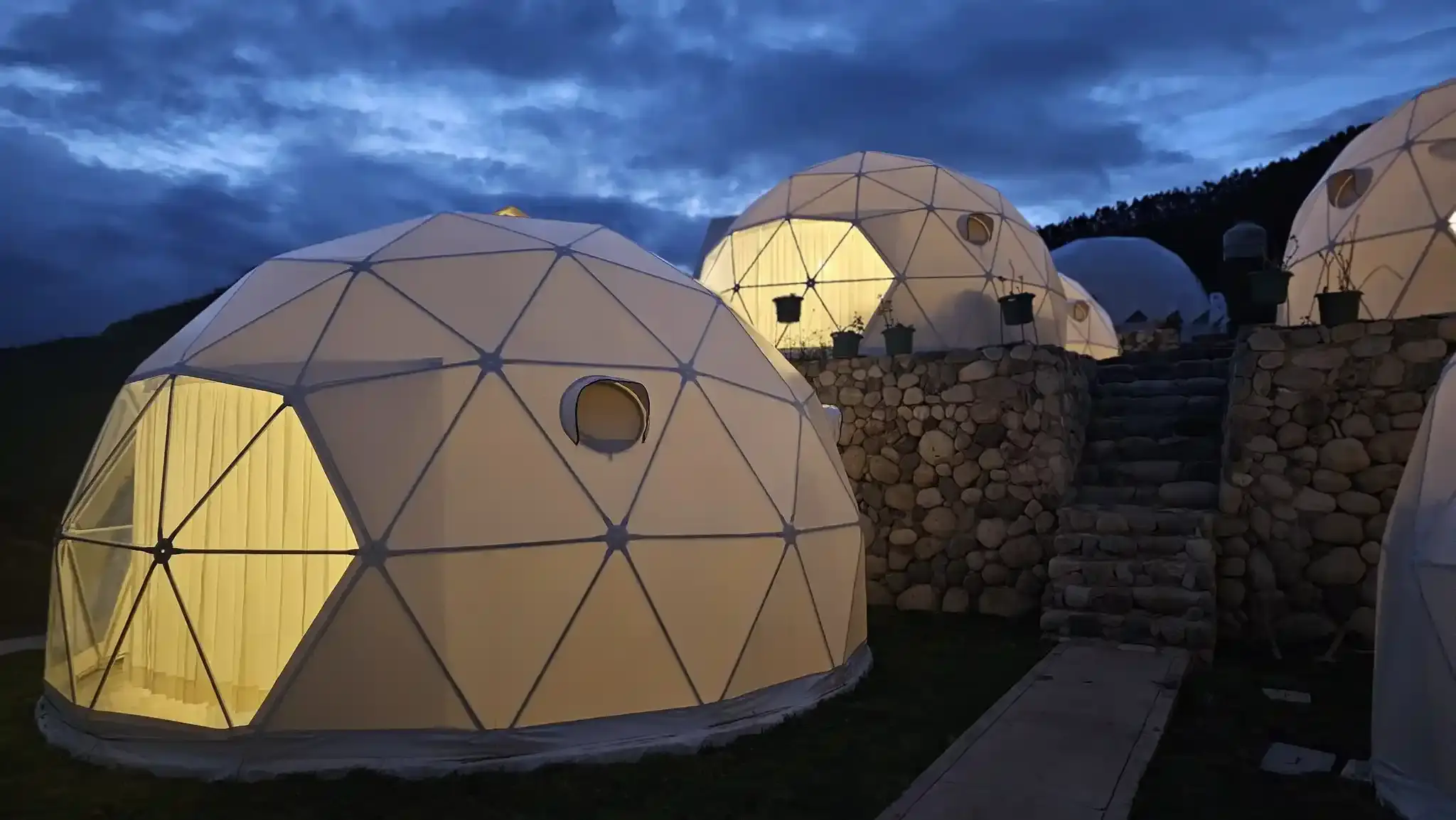Domos Glamping Bajo el Cielo Cusco