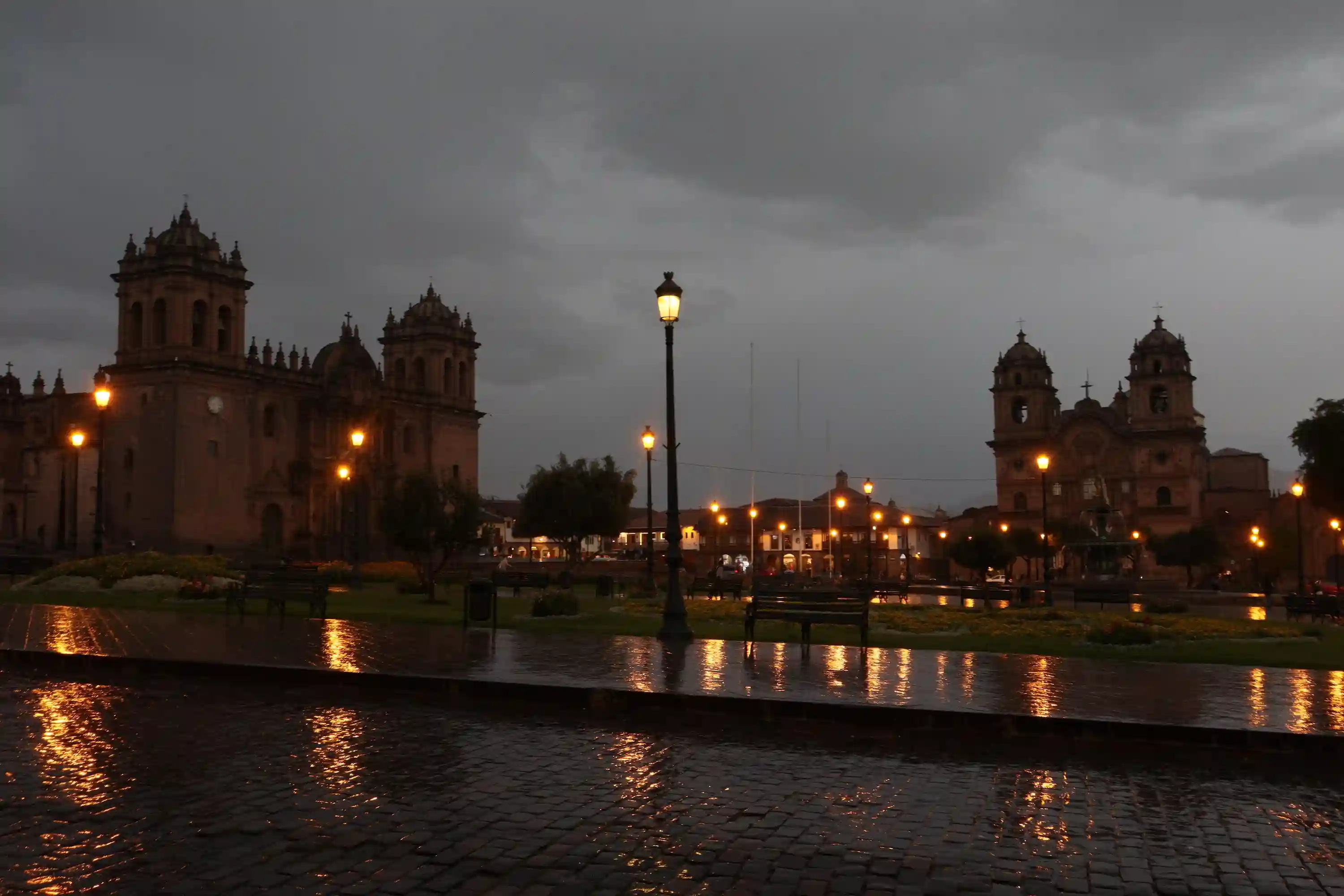 Cómo moverse por Cusco de noche